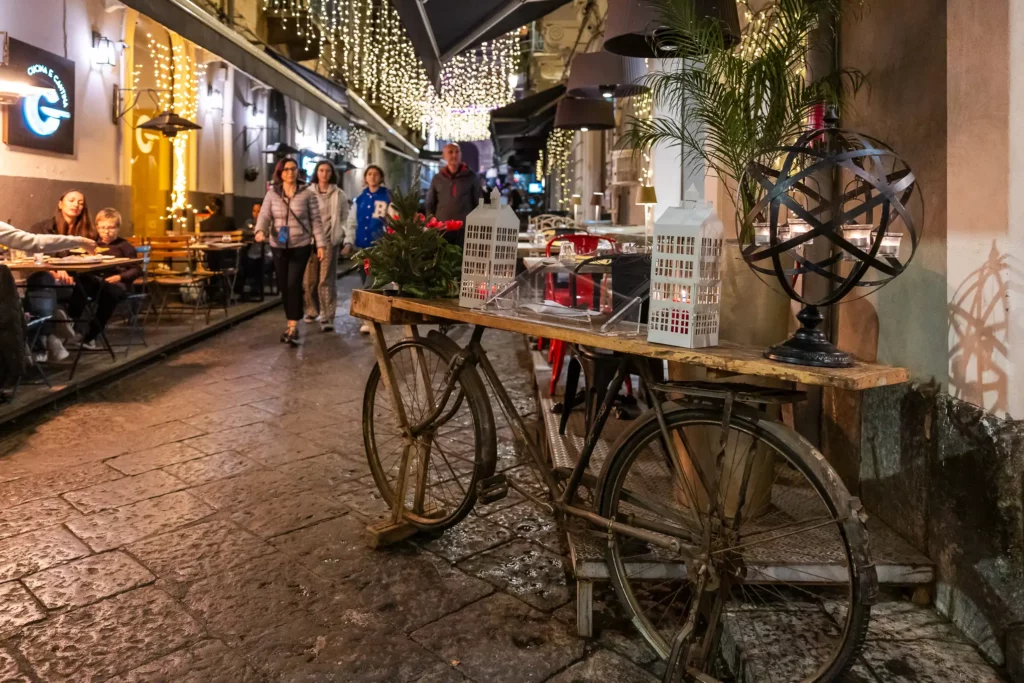 decorazione sui strada via santa filomena